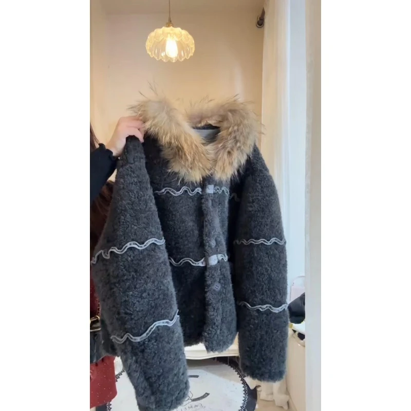 韩系时尚花边拼接保暖外套女2025冬季新款高级感气质毛领加厚上衣