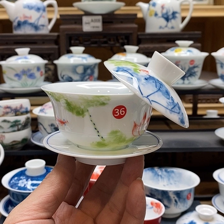 手绘微瑕荷花盖碗