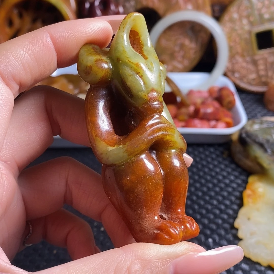 岫岩老玉（透闪石质玉）未镶嵌珠宝奇石