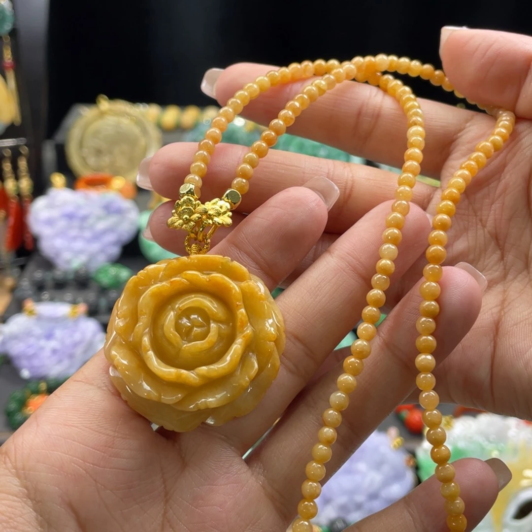 翡翠颈饰未镶嵌代编织