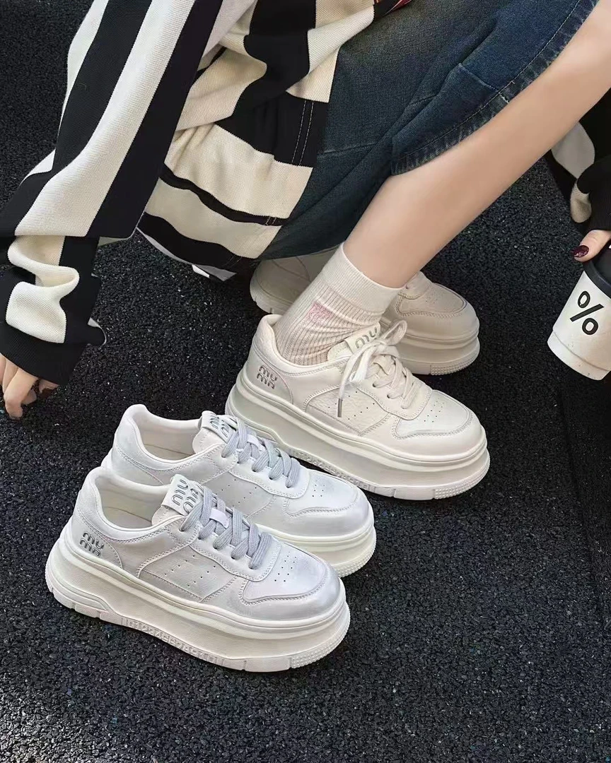 厚底真皮小白鞋春季新款百搭休闲运动鞋增高系带轻便板鞋女