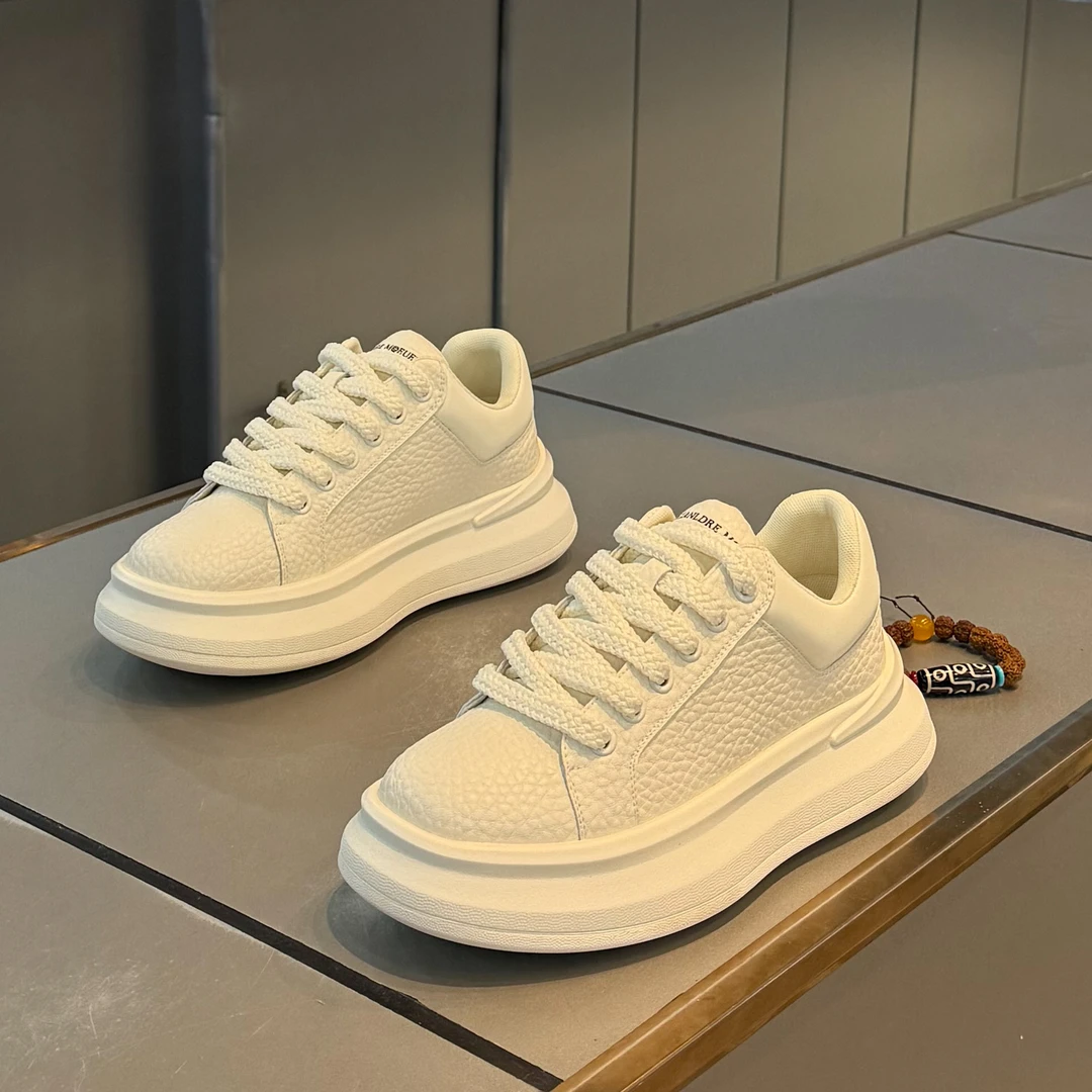 秋冬男时尚休闲鞋高级感秋季新款休闲鞋男鞋百搭厚底小白鞋痞帅鞋