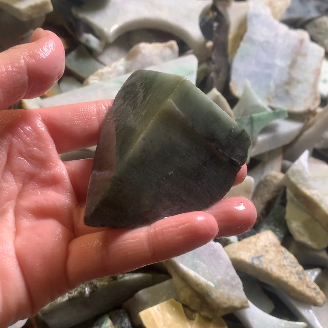 翡翠颈饰未镶嵌缅甸翡翠