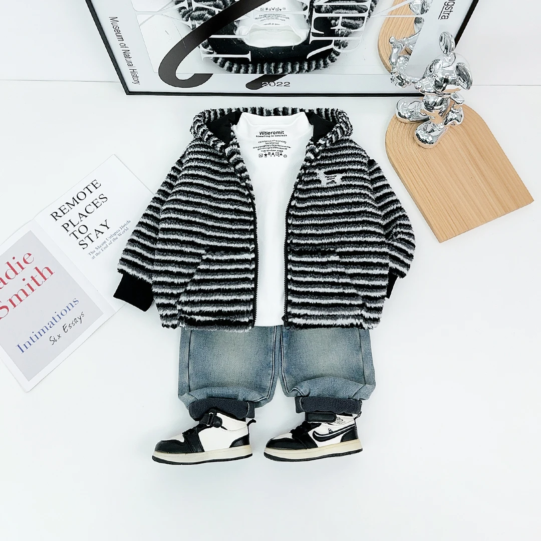 男童加厚外套2025新款秋冬装中大儿童韩版潮 DMC8173悠悠童话童装