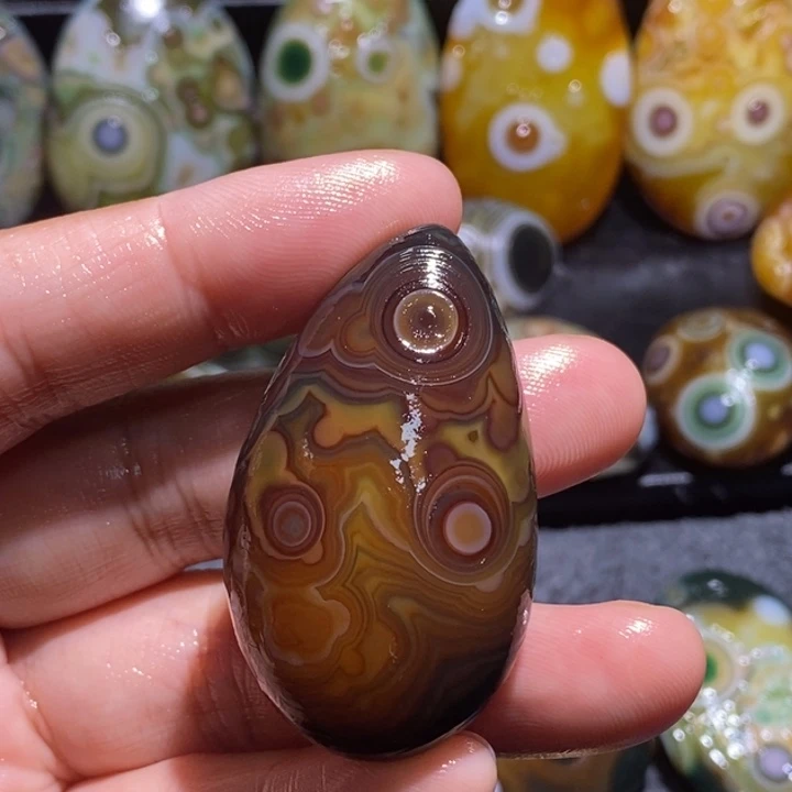 玛瑙/玉髓未镶嵌珠宝奇石164