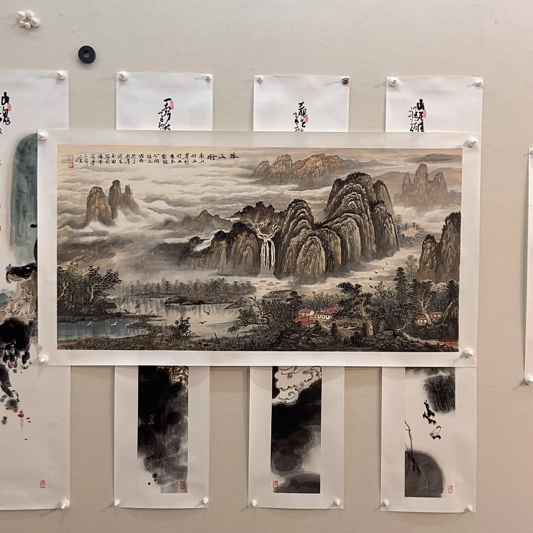 国画庐**房墨鱼精品墨鱼精品