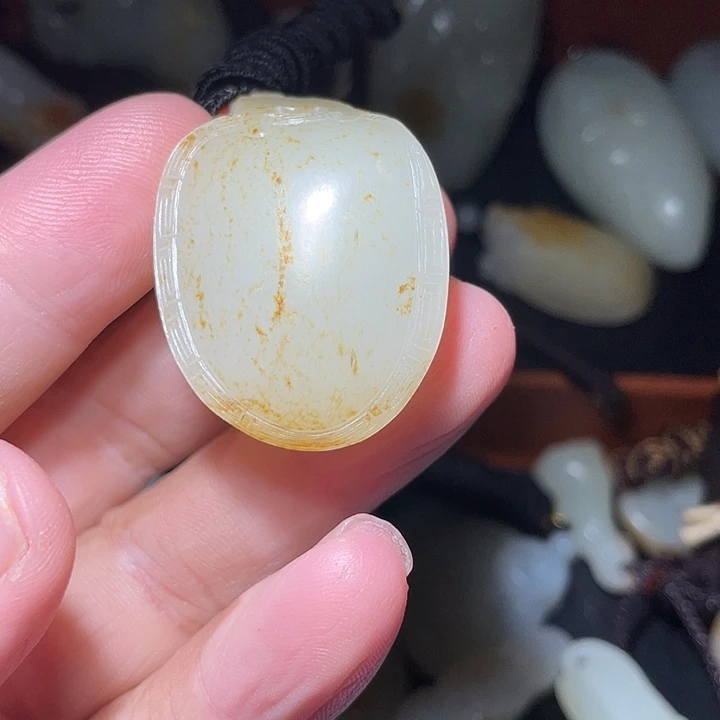 三***臂和田玉（白玉）未镶嵌颈饰