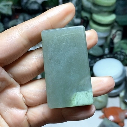 未镶嵌和田玉（糖玉）珠宝半成品