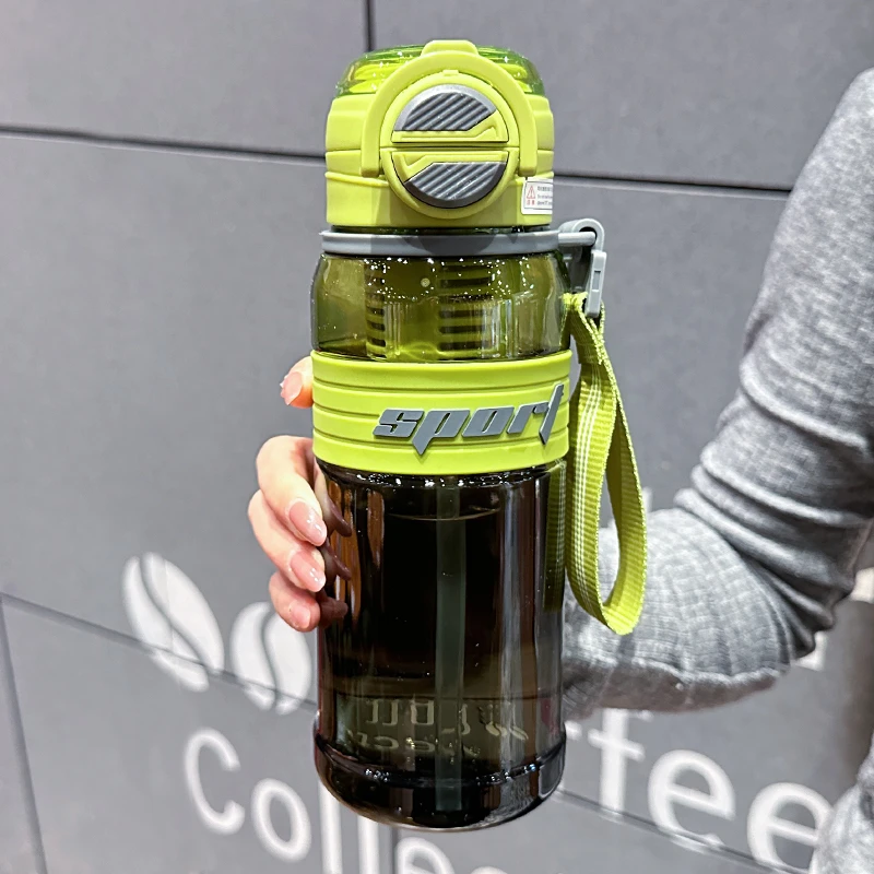 男士塑料杯大容量学生上学水杯耐高温带吸管杯子茶杯运动随手杯