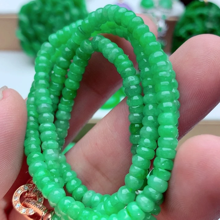 翡翠未镶嵌毛衣链