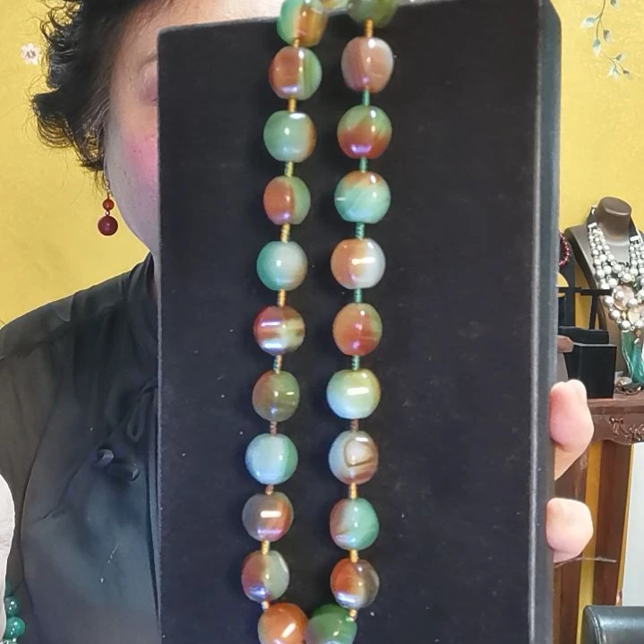 玛瑙/玉髓颈饰未镶嵌