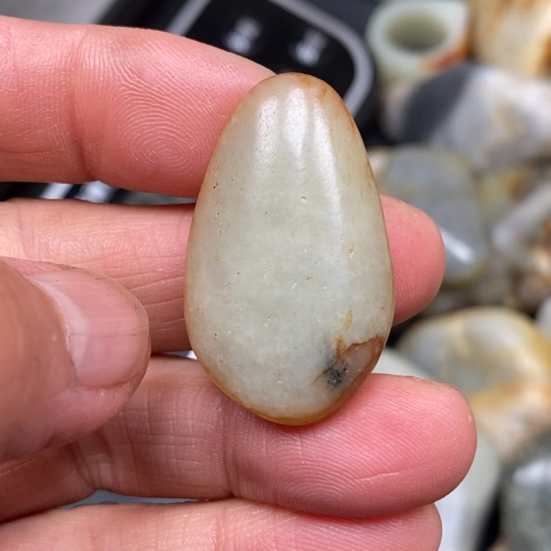 和田玉（糖玉）挂件未镶嵌