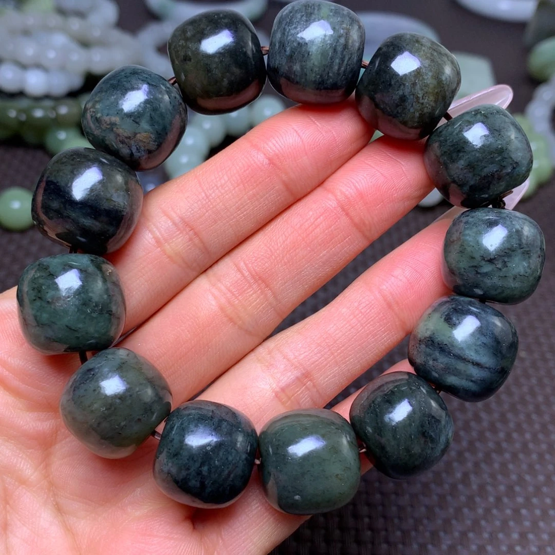 未镶嵌手串和田玉卡18