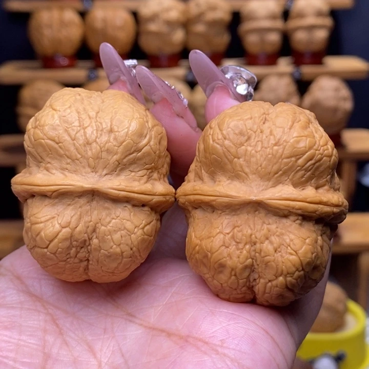 文玩核桃把件方尊34号45尺