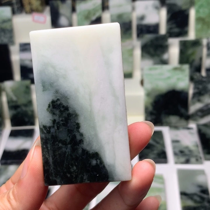 独山玉颈饰未镶嵌L****n