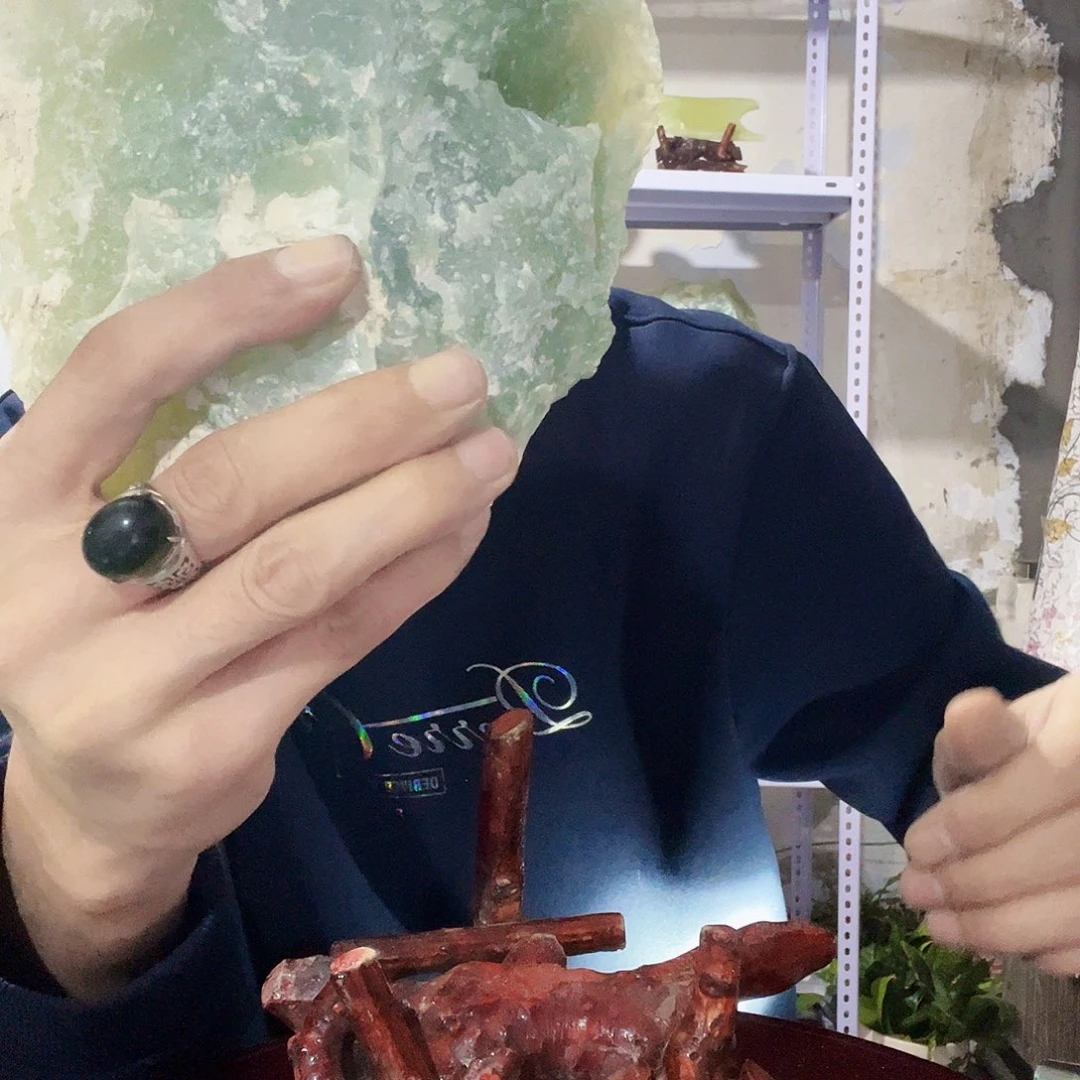 收***箱蛇纹石玉合金岫玉
