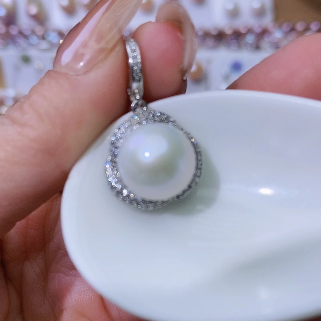 淡水珍珠颈饰合金