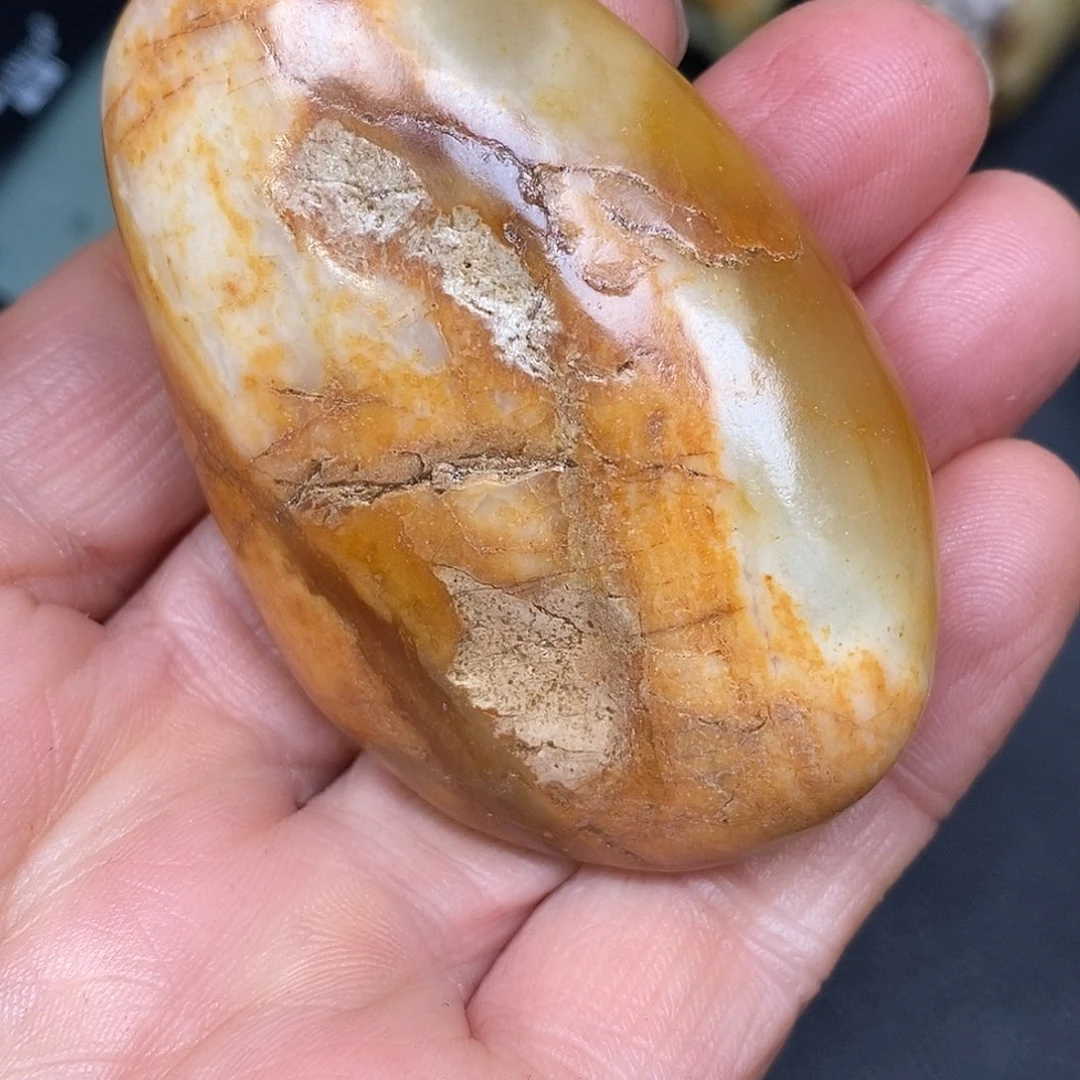 和田玉未镶嵌珠宝奇石