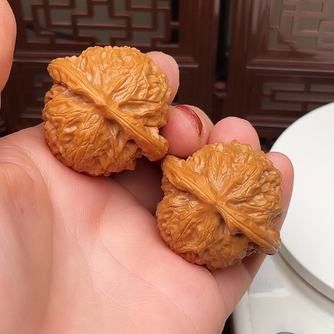 文玩核桃把件G****治宫灯