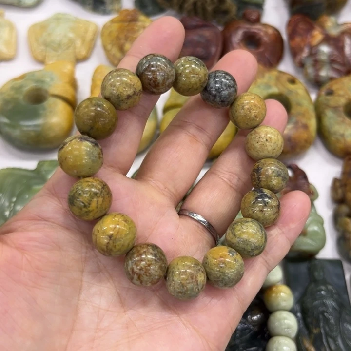 岫岩河磨玉（透闪石质玉）未镶嵌珠宝奇石