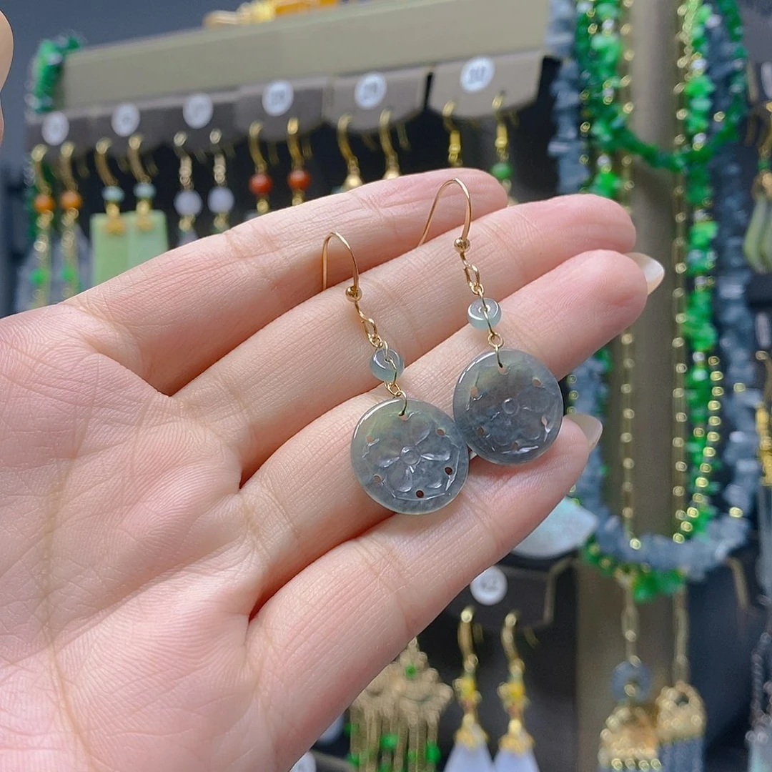 未镶嵌翡翠耳饰翡翠