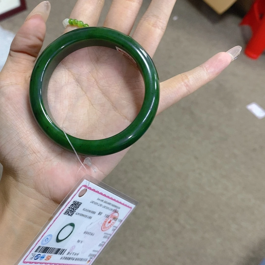 小***月未镶嵌手链和田玉