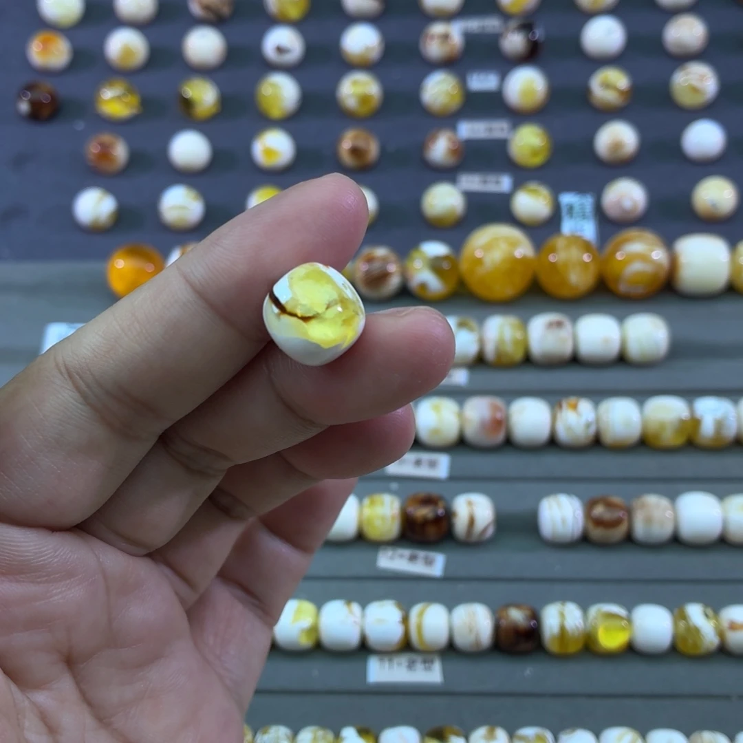 琥珀未镶嵌裸石12加老型