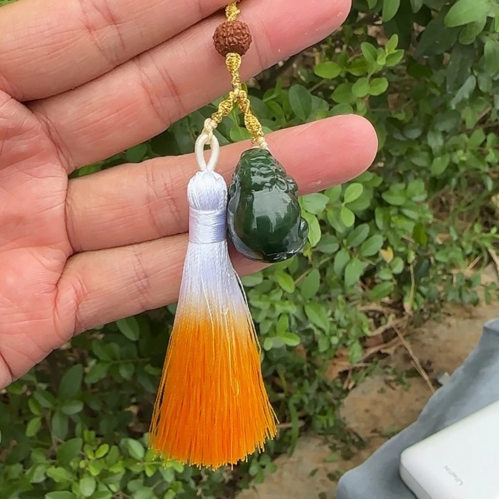 和田玉（碧玉）未镶嵌颈饰