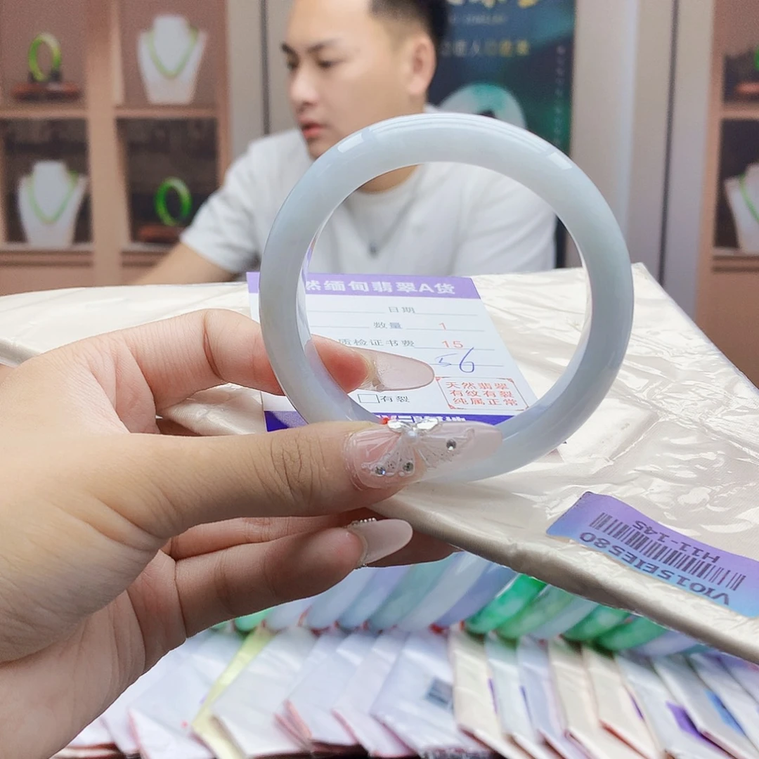 翡翠手镯未镶嵌668889999999999999