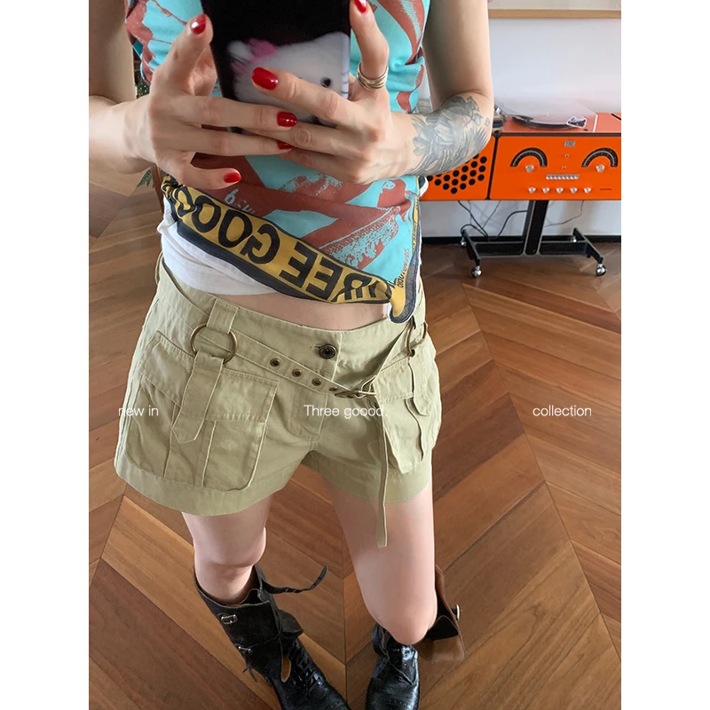 THREE GOOOD/三吉 沙漠部落 美式工装贴袋水洗牛仔短裤Y725Z06550