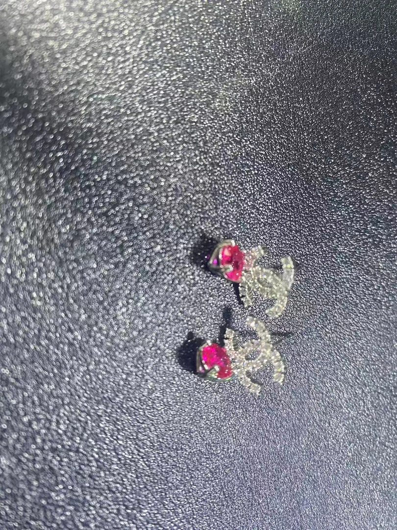 EE3013红色爱心满钻耳钉气质时尚