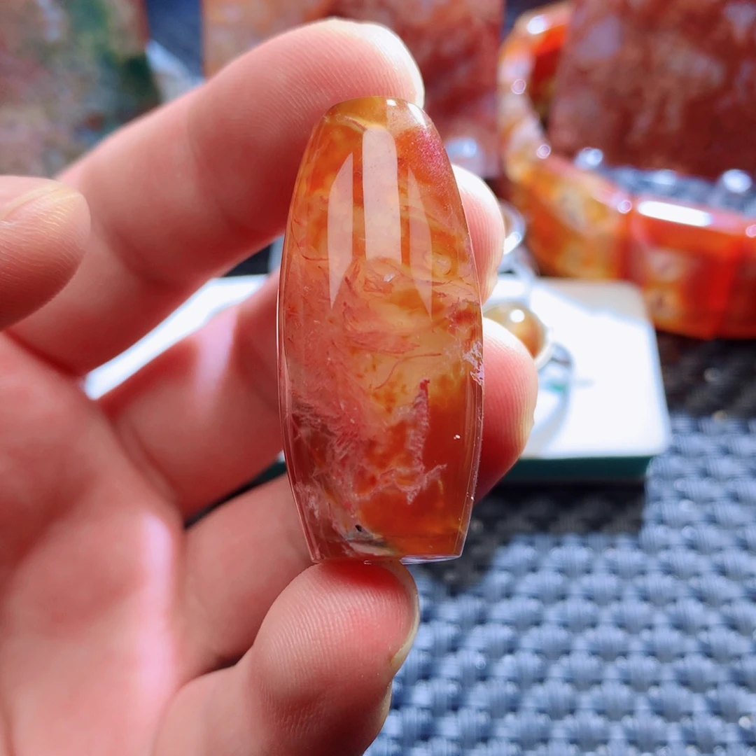 玛瑙/玉髓颈饰未镶嵌?****