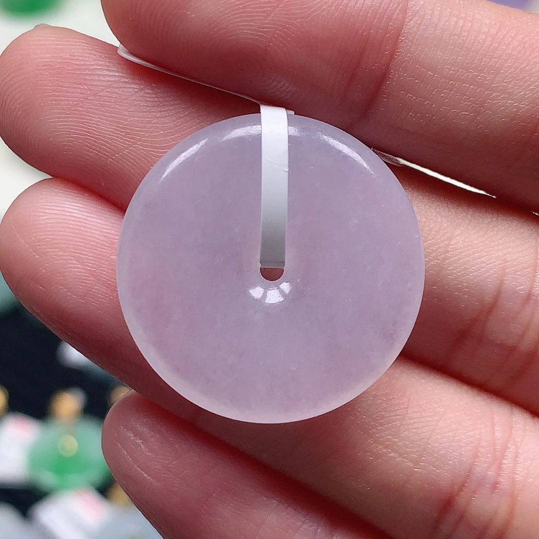 颈饰18K金镶嵌翡翠