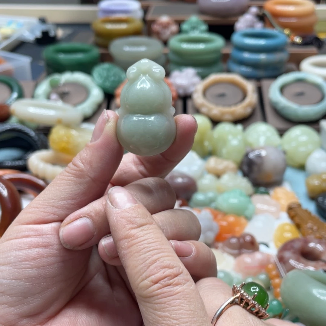 石英质玉手镯合金