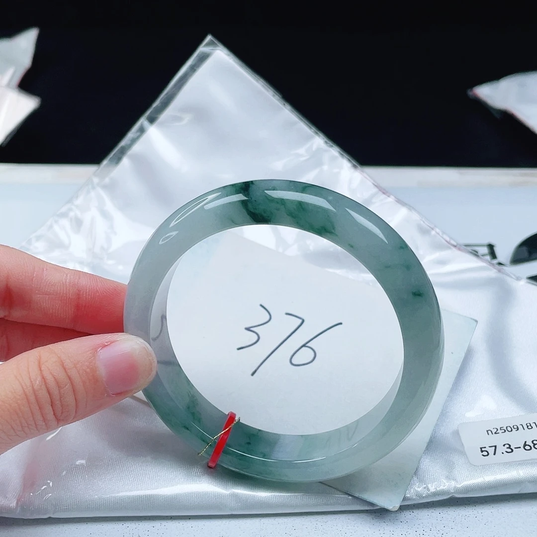 翡翠未镶嵌手镯57+正圈