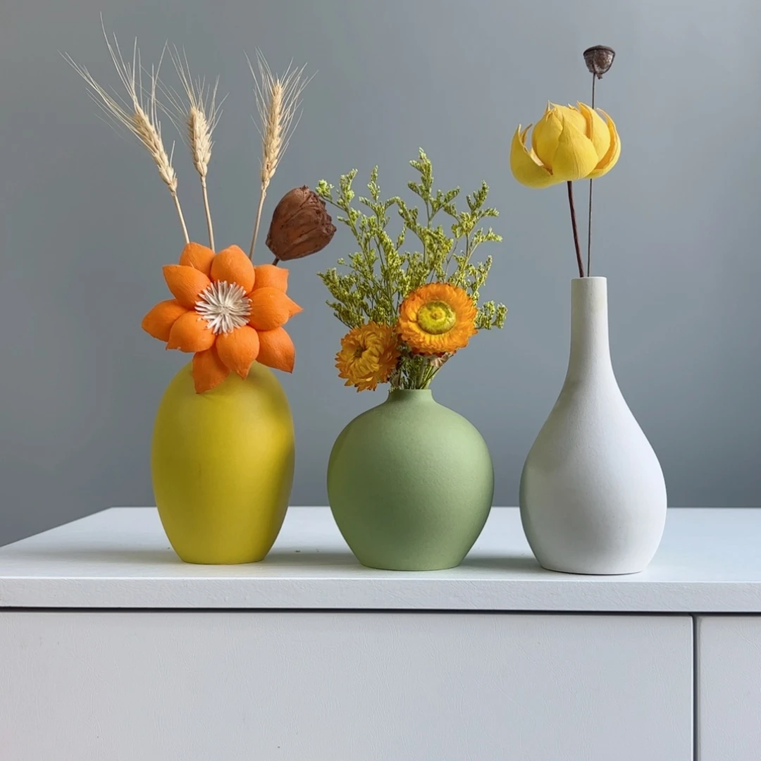 摆件陶瓷小花瓶摆件含花总高约20-30cm