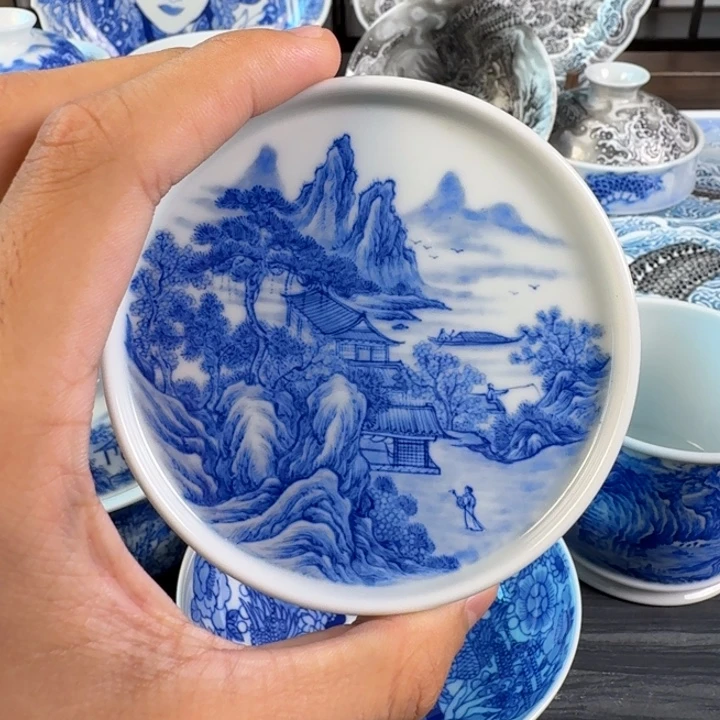 青花手绘诗文主人杯