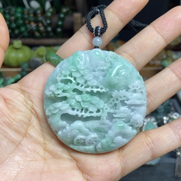 镯心山水牌吊坠一个