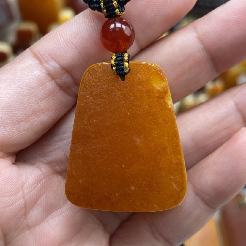 【闪购商品】琥珀颈饰未镶嵌