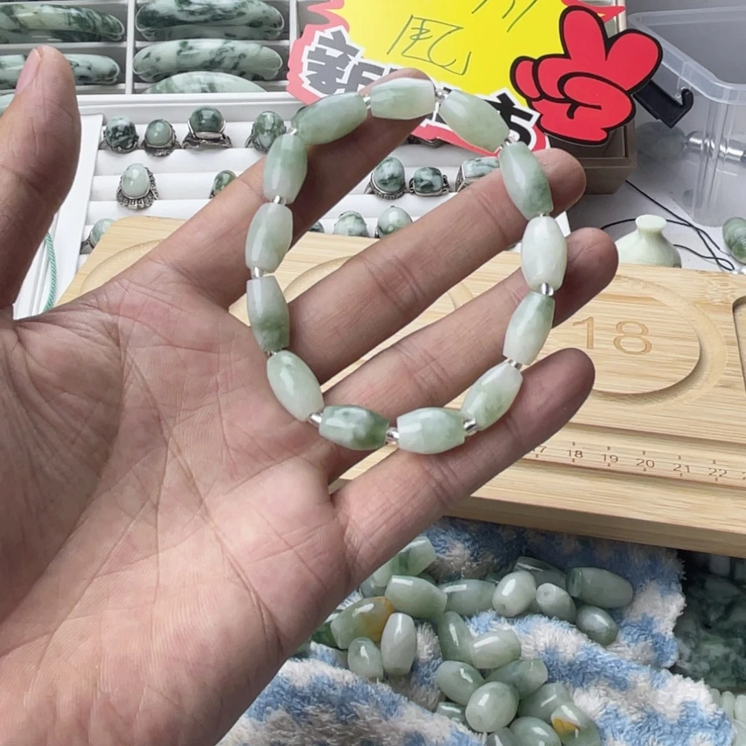 S***e未镶嵌蛇纹石玉手串
