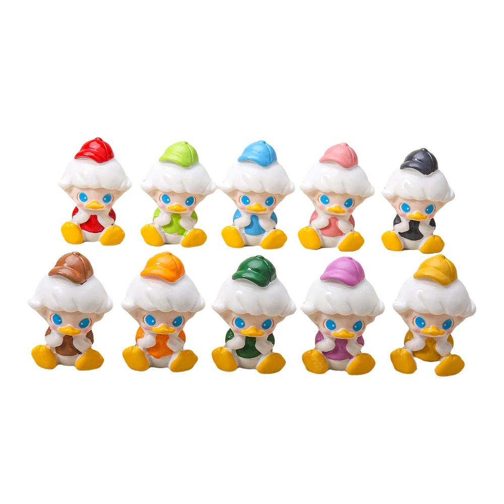 唐老鸭树脂摆件随机一个