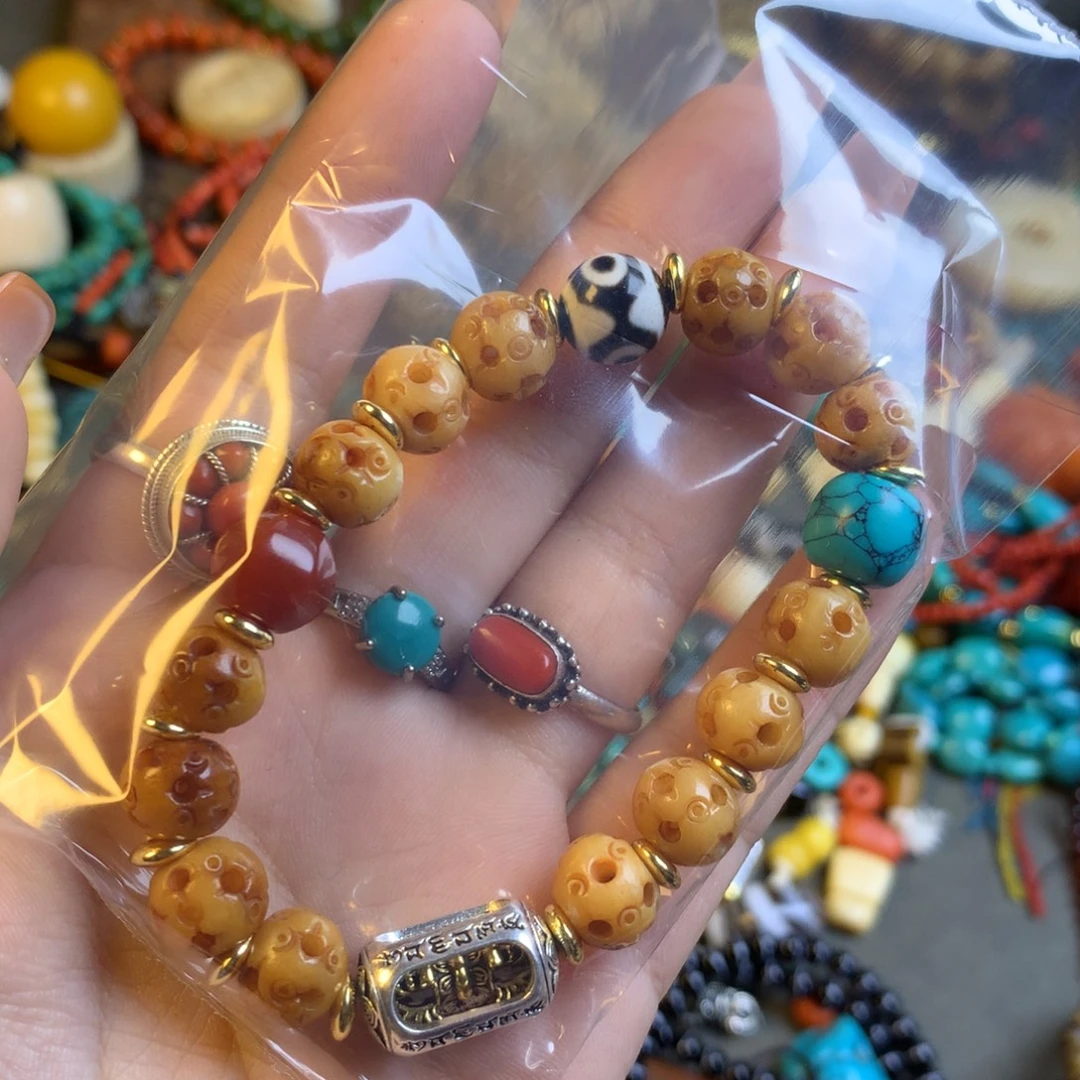 时***！凤眼菩提吊坠………………………