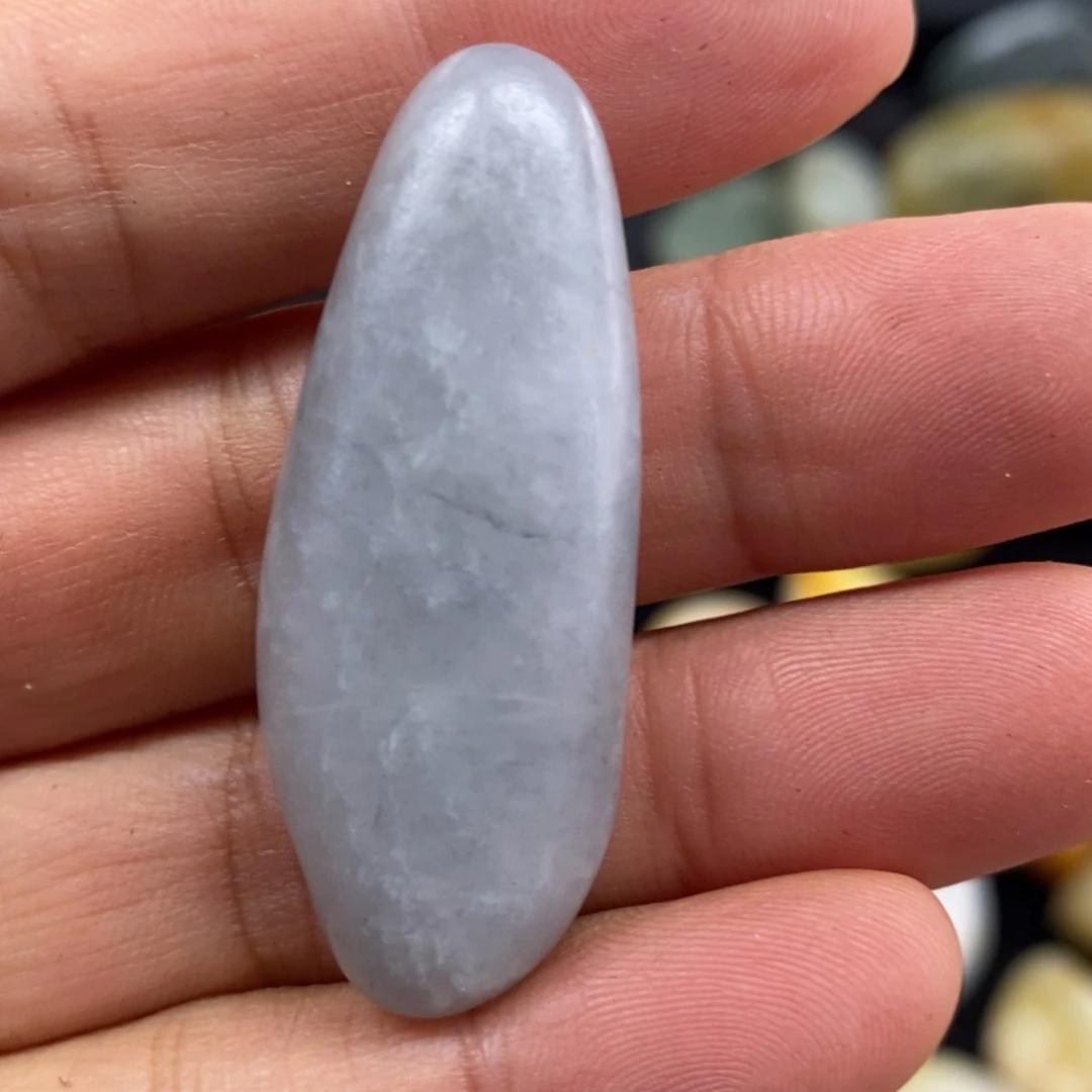 未镶嵌和田玉（子料）摆件