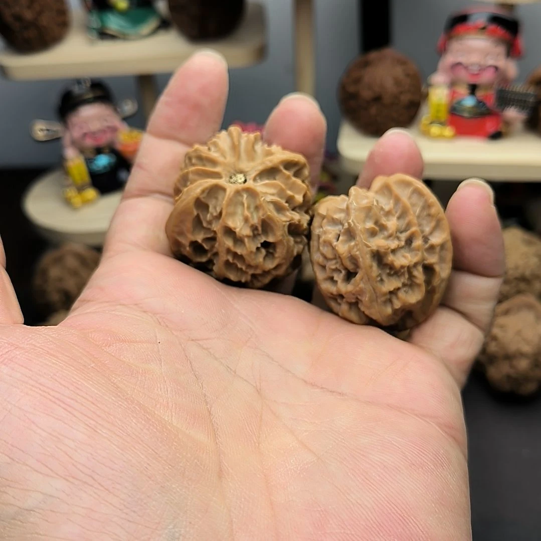 杏***干文玩核桃苹果园吊坠