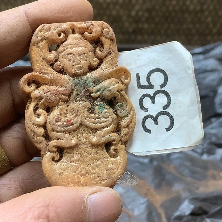 未镶嵌和田玉挂件