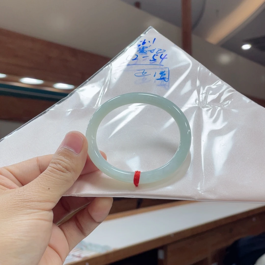 翡翠手镯未镶嵌买断