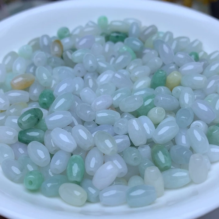 【闪购商品】翡翠手链未镶嵌卡5乘8冰三彩米珠100个