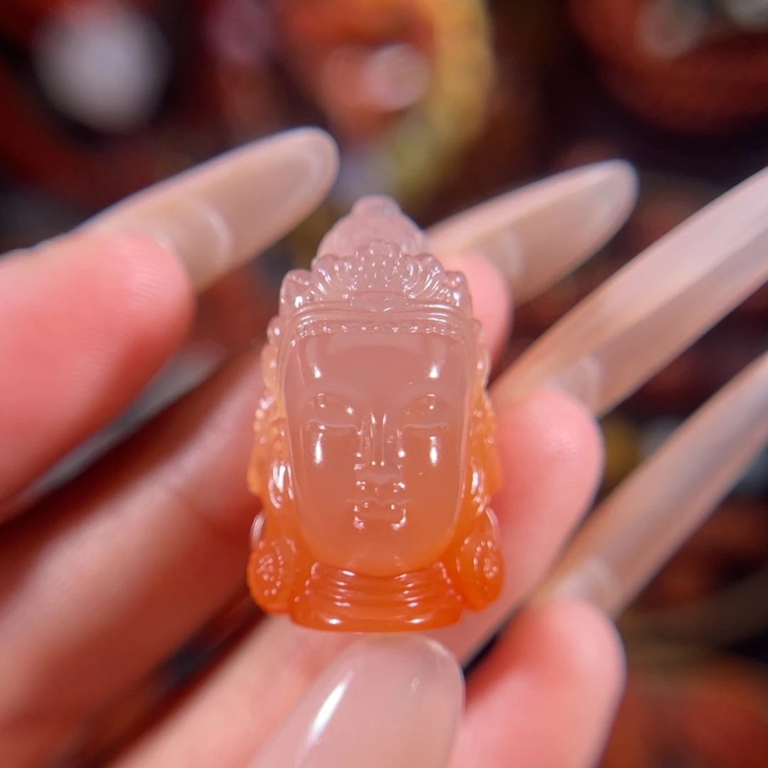 未镶嵌度母26.8*16.5南红玛瑙