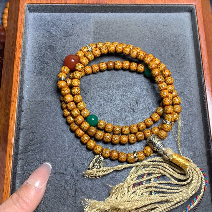 星月菩提吊坠菩提