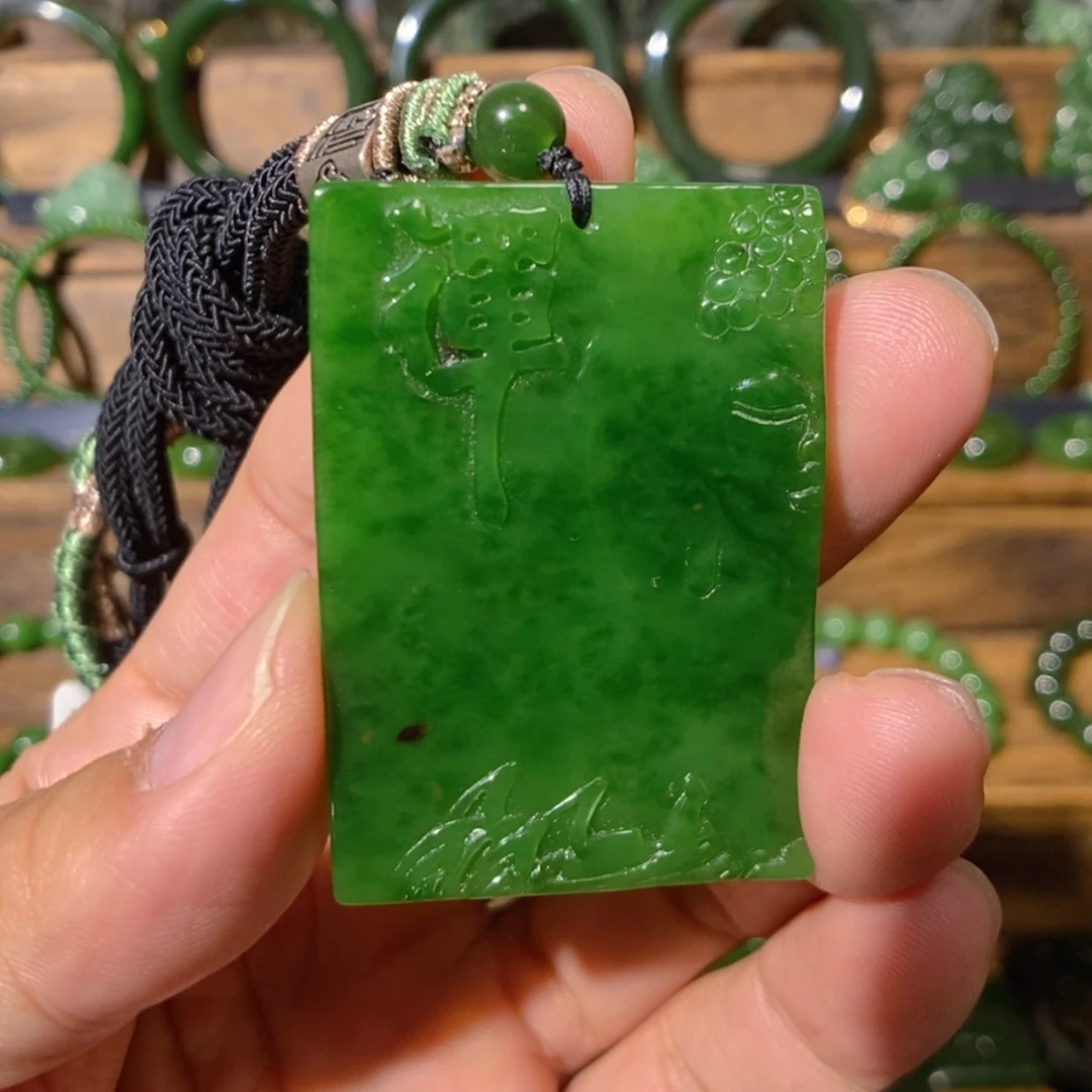 【闪购商品】吊坠(不含链)未镶嵌和田玉俄七红皮老料悟道